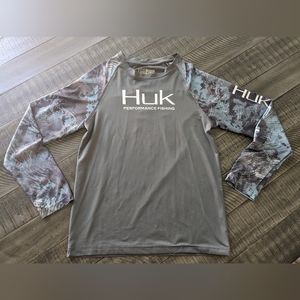 Huk Fishing sun shirt